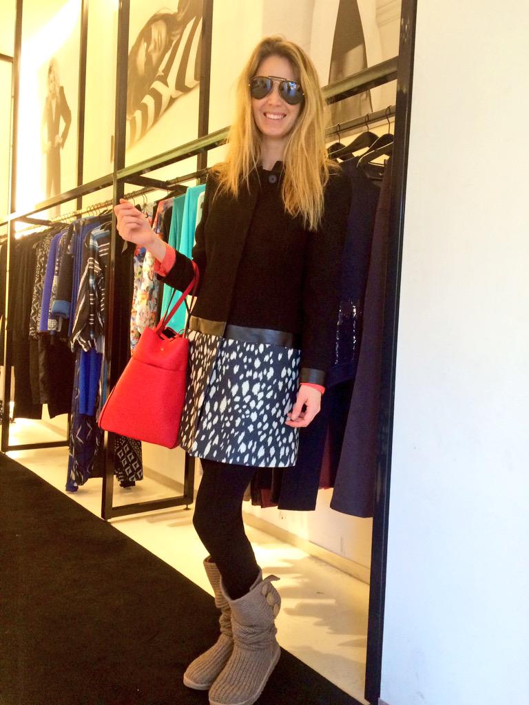 Pase por <a href="/CALANDRAPRENSA/">CALANDRA</a> a ver la ultima colección #OtoñoInvierno2015 y me lleve este tapado divino <a href="/CalandraTeresa/">teresa calandra</a>