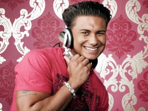 I want to wish you a early happy birthday to my favorite Guido and DJ . Cabs are here. Happy bday DJ Pauly D  