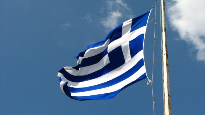 motherboard's tweet image. Crowdfunding Greece's debt will never work, but it's still nice:
bit.ly/1R2dYhH