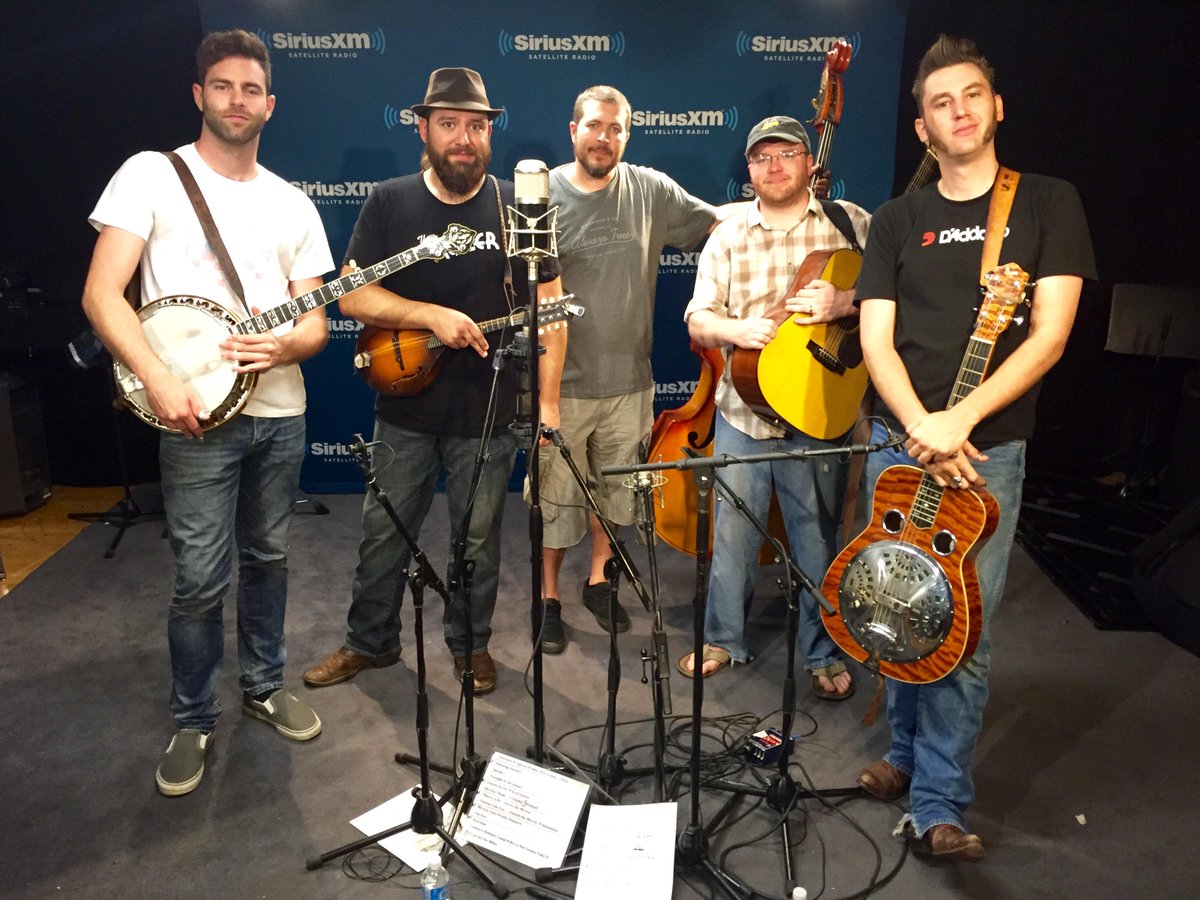 siriusxmoutlaw's tweet photo. The @Hillbenders play #Tommy by @TheWho #BluegrassOpry over #4thofJuly weekend @SIRIUSXM Ch60 http://t.co/gtFZ3KfNx4 http://t.co/3XT5oheKgA