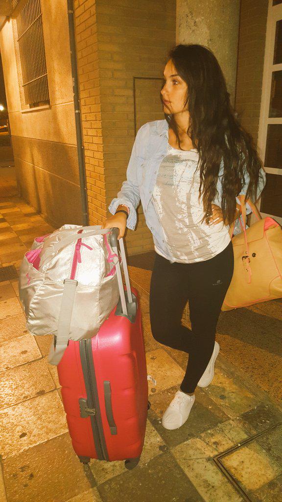 Lydiadanza's tweet photo. Comienza una nueva etapa. . 👣 http://t.co/L0CUbbTPje