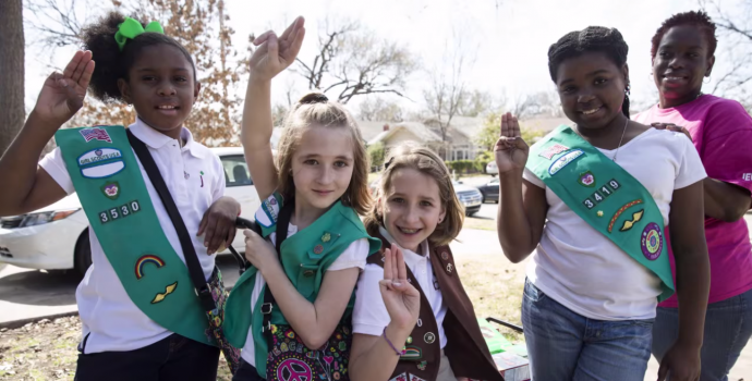 BitchMedia's tweet photo. A Girl Scout group turned down a $100,000 from a donor who wanted them to exclude trans girls. http://t.co/T0IOx6QA8K http://t.co/EI0kadk44H