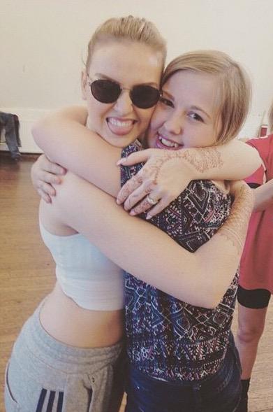 pinnockfame's tweet image. quero :( #LoopOffLittleMix