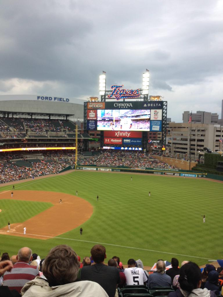AroundDetroit tweet picture