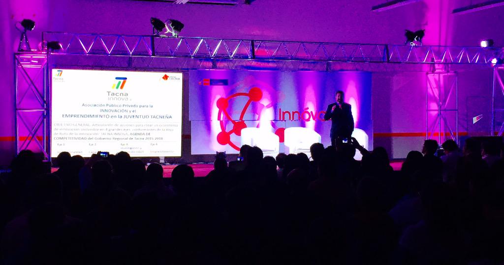 Start_UpPeru's tweet photo. #RicardoAlcázar presenta #TacnaInnova caso de éxito al sur del país en pro de la innovación - #ForoTacna http://t.co/hlf2VOVjb3
