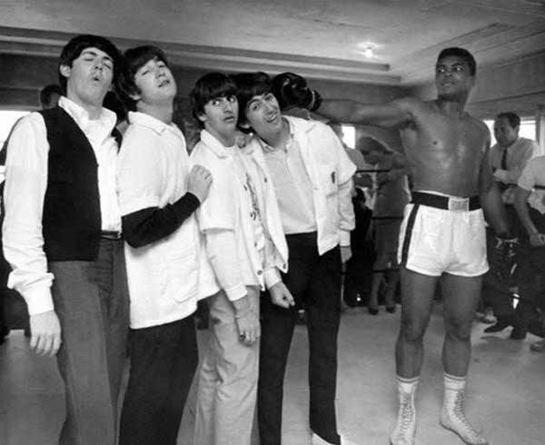 TalesMaze's tweet photo. 39 of the most Epic photos that was ever taken in History
http://t.co/jZLpyEr7hG http://t.co/fOleXppgOb