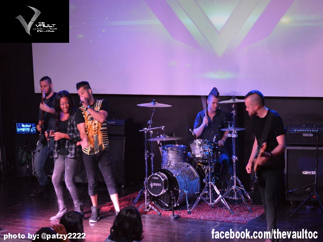 TheVaultOCRocks's tweet photo. Here's @BloodtypeGband killin' it last Friday! http://t.co/ie2NiqTuBh