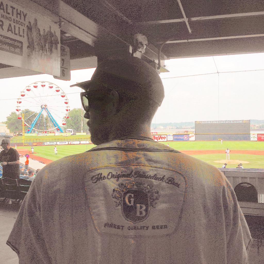 jaclyndaye's tweet photo. “@daytrotter: Mr. Daytrotter threw out the first pitch for @QCRiverBandits. Shirt from Ragged Records. #tagtheQC http://t.co/v43zF6Fh0X”