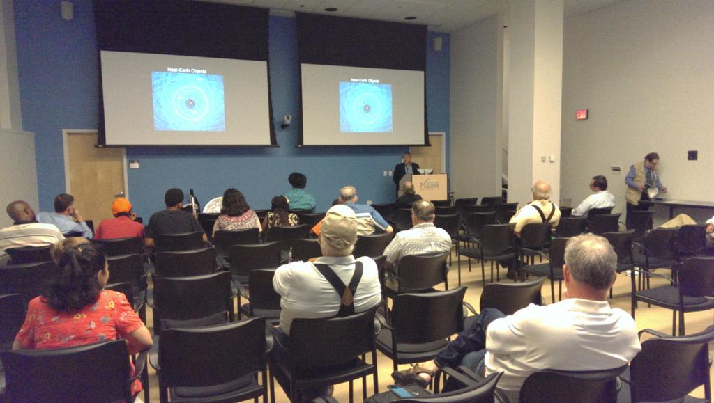 alexanderrogge's tweet image. A lecture about #NearEarthObjects at the @GMUObservatory #Asteroid Day, by astronaut Daniel Tani from @OrbitalATK.