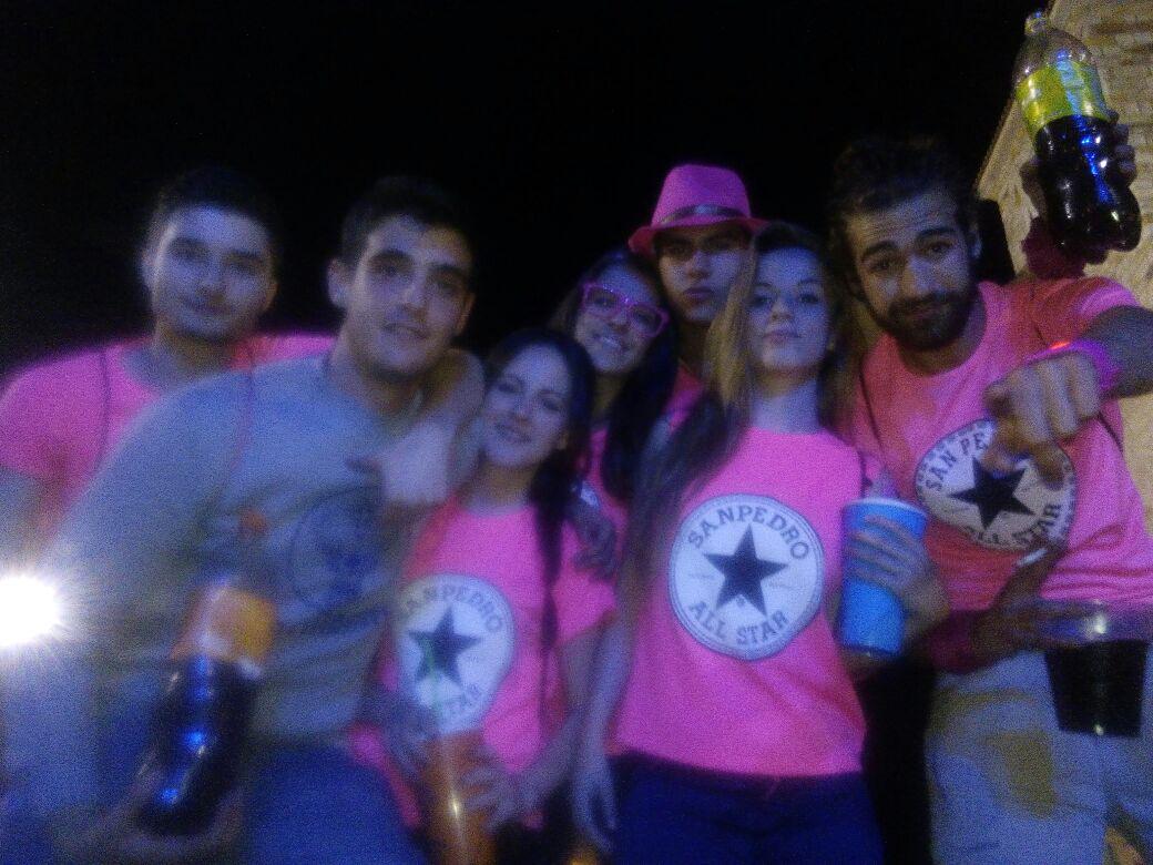 VDelVaso's tweet photo. Y otro san pedro que finaliza,hasta el año que viene muy grandes estas fiestas #Violadores http://t.co/CTaJL0cOGQ