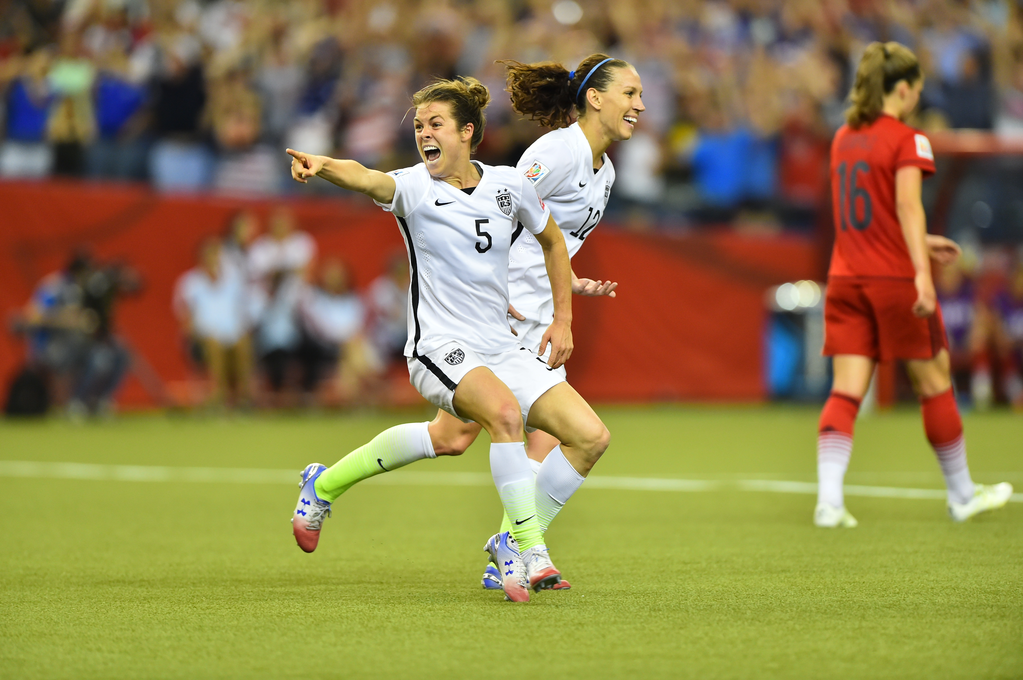 USWNT's tweet photo. When your teammate sets you up for a goal with the perfect assist! Yesssss! @CarliLloyd to @kohara19: #USA 2, #GER 0 http://t.co/tsB8PbMLEc