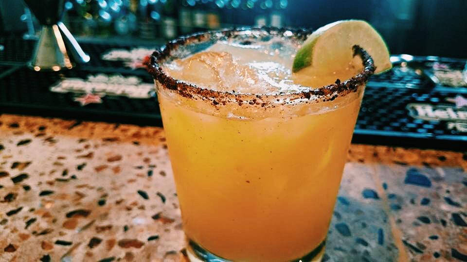 AtlanticStation's tweet photo. The Chili Lime Mango Margarita at @LobbyATL is THE drink of the summer! http://t.co/29gfh2JnhZ http://t.co/Po7fsCZSWk