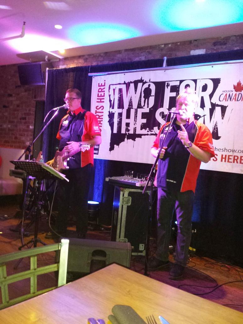 steve_boyd's tweet photo. Rockin with @RobTyler24 and #almackay #two4theshow at the Safari in Ajax. http://t.co/P68Yralszt