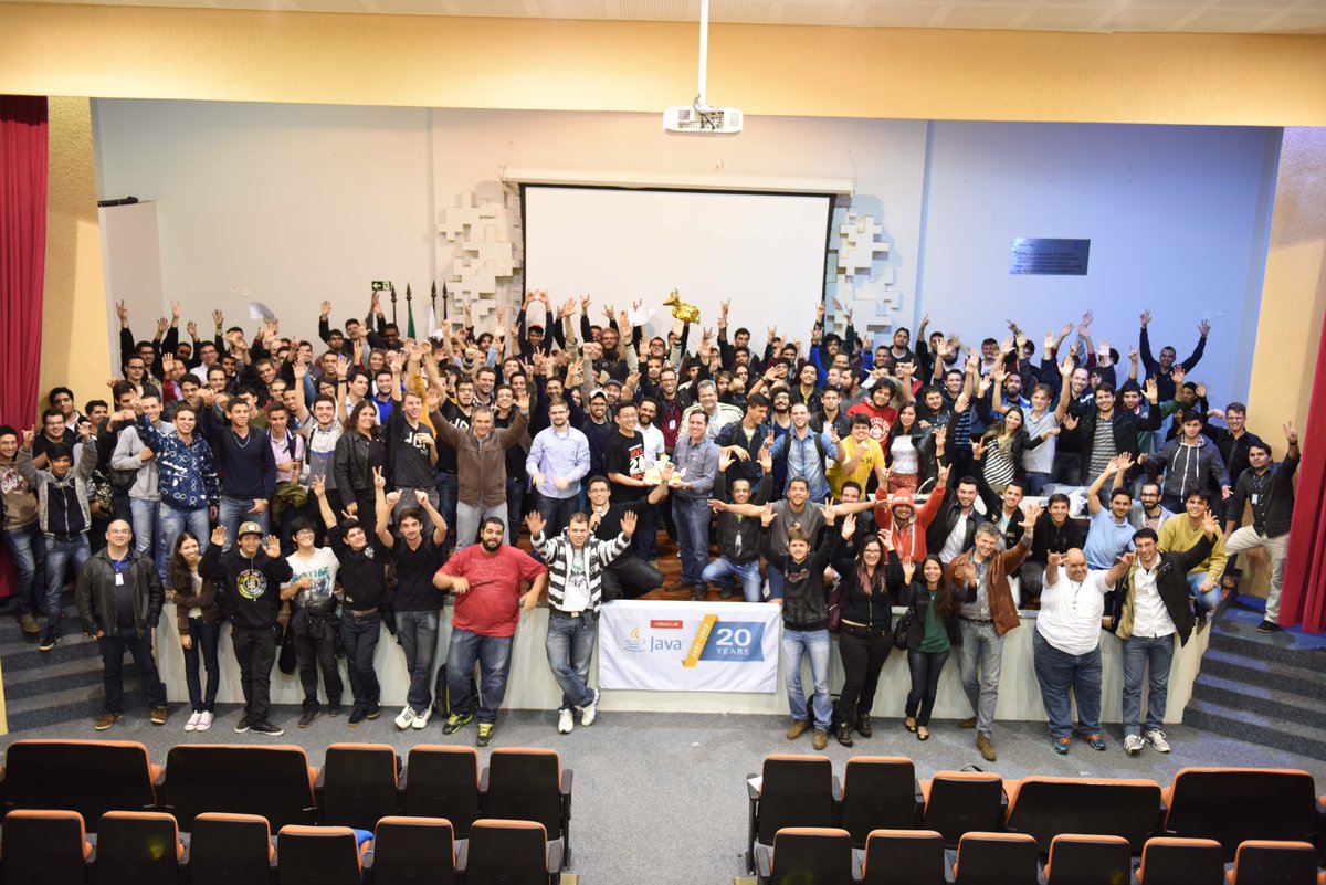 java's tweet image. The @RedfootJUG on stage for Java&apos;s 20th Anniversary celebration #20daysofJava #maringa @yanaga