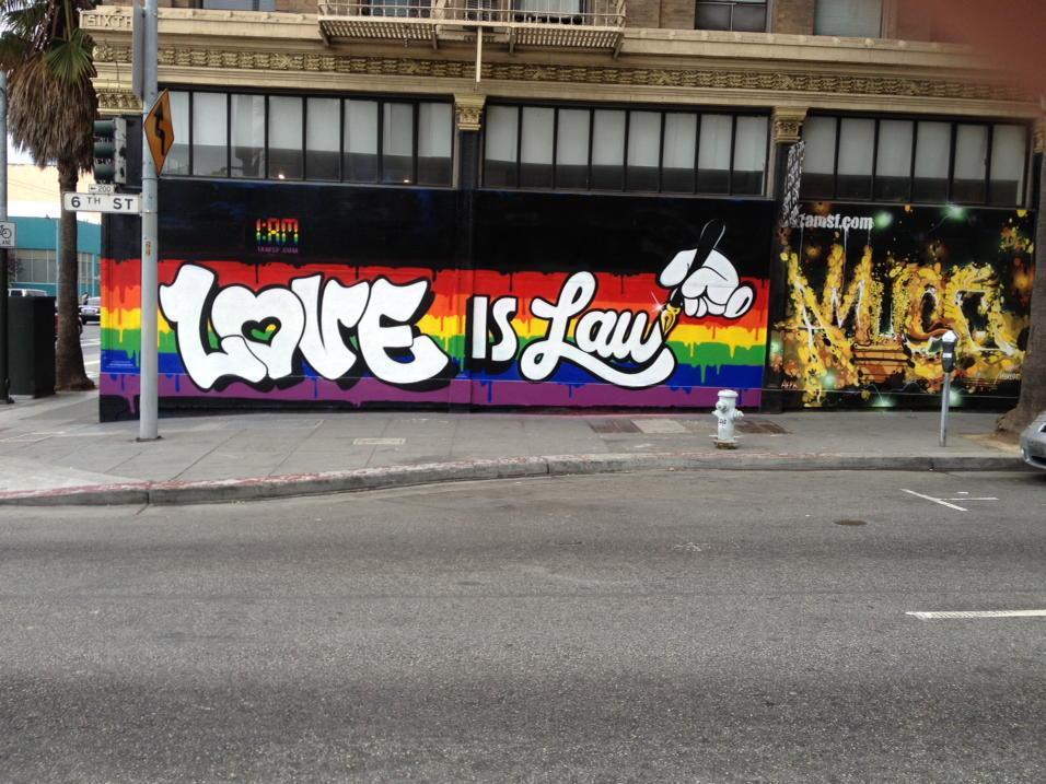 TedGreenberg's tweet photo. On 6th street in San Francisco... http://t.co/6rwq5b7uyg