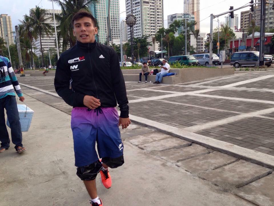 Buenas noches a todos en México, en especial a mi Monterrey!! #CHR #VamosPorNietes