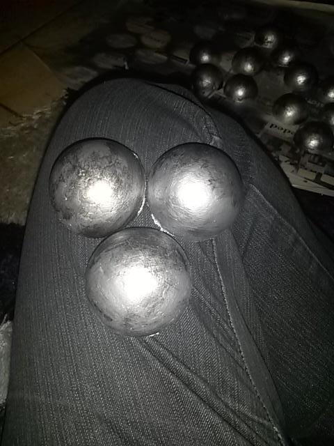 Michiko_SA_'s tweet photo. Pretty much everything is done! NOW I can chill when it comes to geekfest http://t.co/RgzfVVDewd