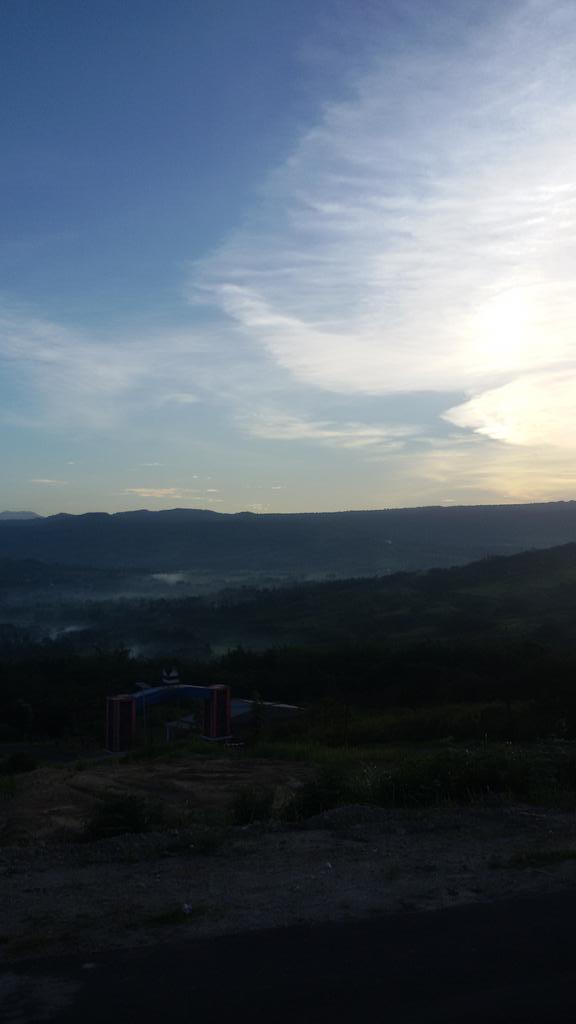 Tanpak_Coffee's tweet photo. View pagi http://t.co/1pB5a3d6m2