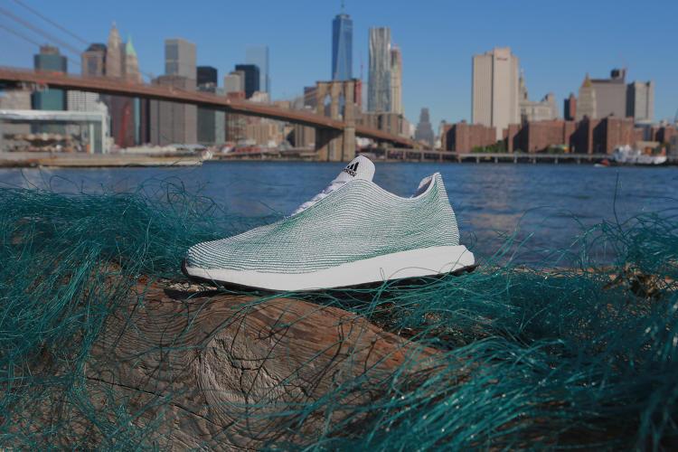 FastCompany's tweet image. Adidas made these sneakers entirely from ocean plastic trash: f-st.co/OVnM6lZ