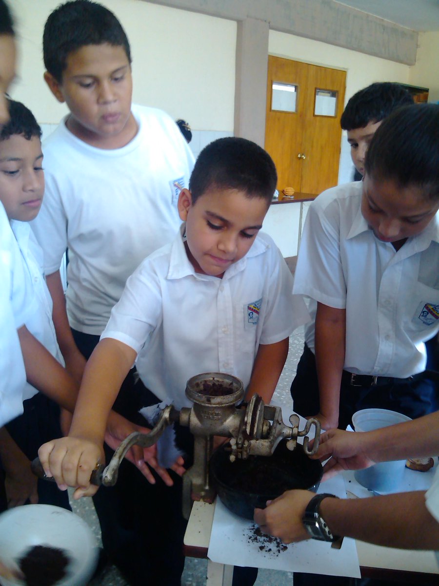 ESCUELA, Producción y preservación del planeta.......