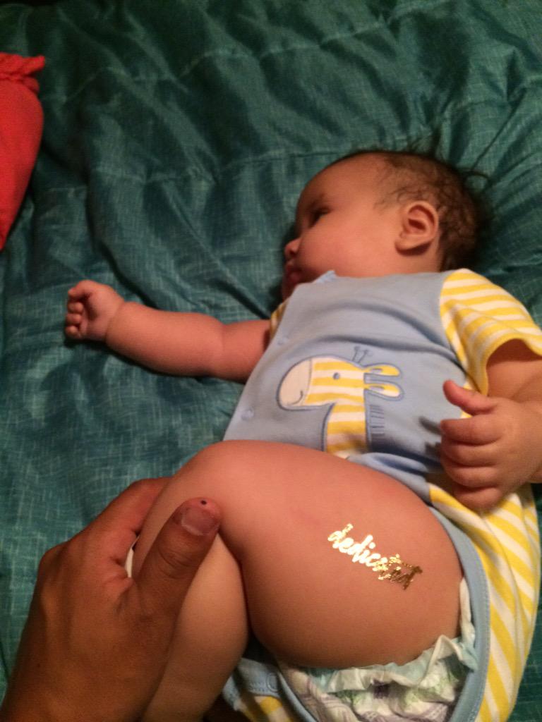 Ben_S_J's tweet photo. Came home from @dedicatedlv conference and dedicated my lil nephew with one of these. #dedicatedlv http://t.co/10su5hldVK