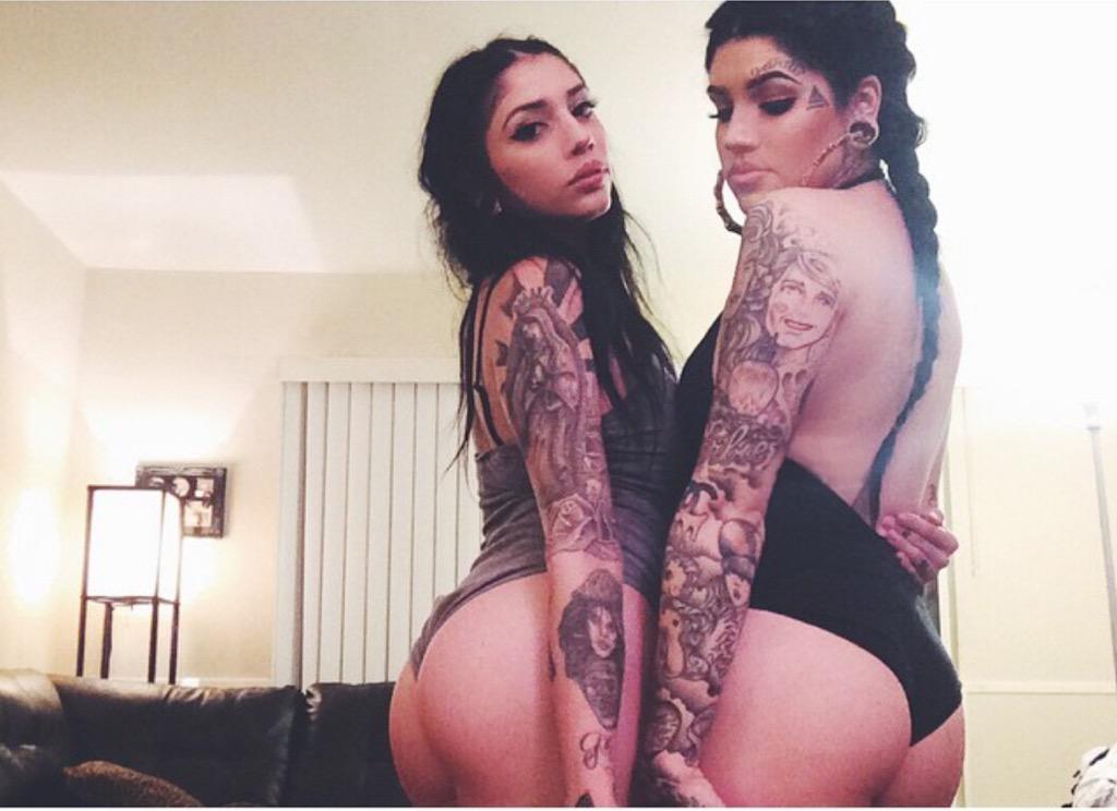 Tatted_Females's tweet photo. Being original can definitely make you feel confident😍😍😍💕 http://t.co/lmXw1HbWQm