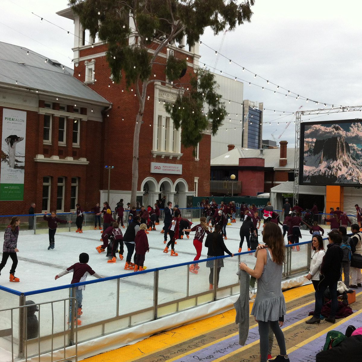 CityofPerth's tweet photo. Snow much fun! @WinterlandPerth in the #PerthCC! Love #SchoolHolidays with a Playground Pass http://t.co/ThgWJxnsWR. http://t.co/HfNlDsW4MO