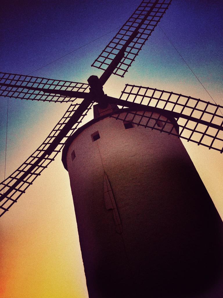 albertochicote's tweet photo. Bonita manera de empezar el día, no os parece?? http://t.co/NQhFjjp3C4