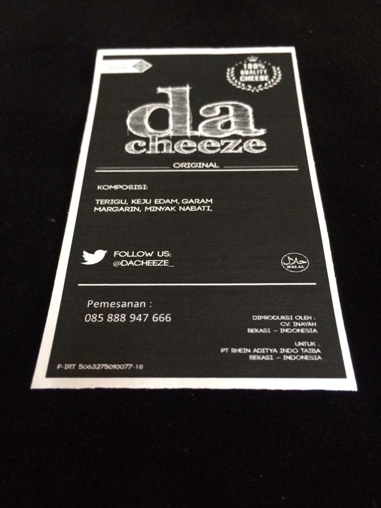 daCheeze_'s tweet image. We open order via online. So u can spend ur time to get Delicious Cheese Stick. Grab it fast guys :)