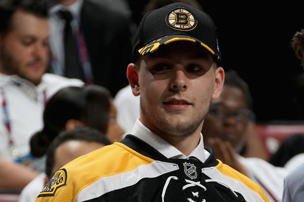 NHLBruins's tweet photo. Bruins sign defenseman Jakub Zboril to an entry-level contract. Read official release: http://t.co/1exw6S3q0G ^BB http://t.co/UWyZtilI1n