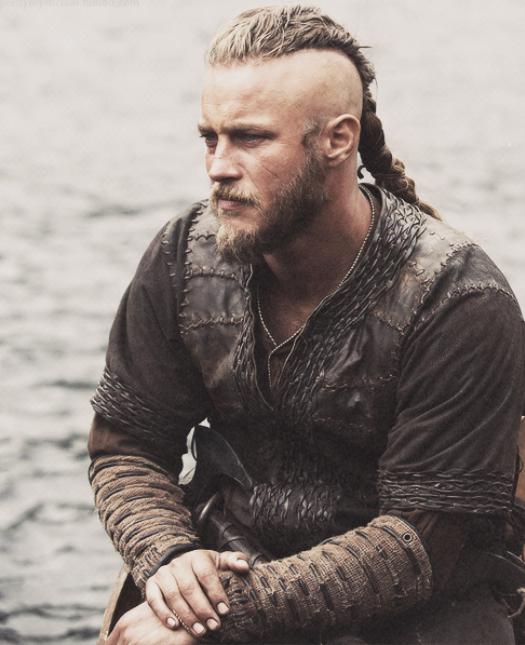 Happy 36th birthday, Travis Fimmel aka King Ragnar. dope character, just love him. 