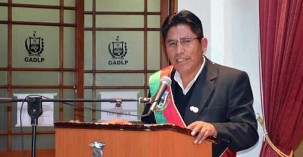 #Política Patzi ve relegada a La Paz y cuestiona el estatuto autonómico bit.ly/1I3md9a