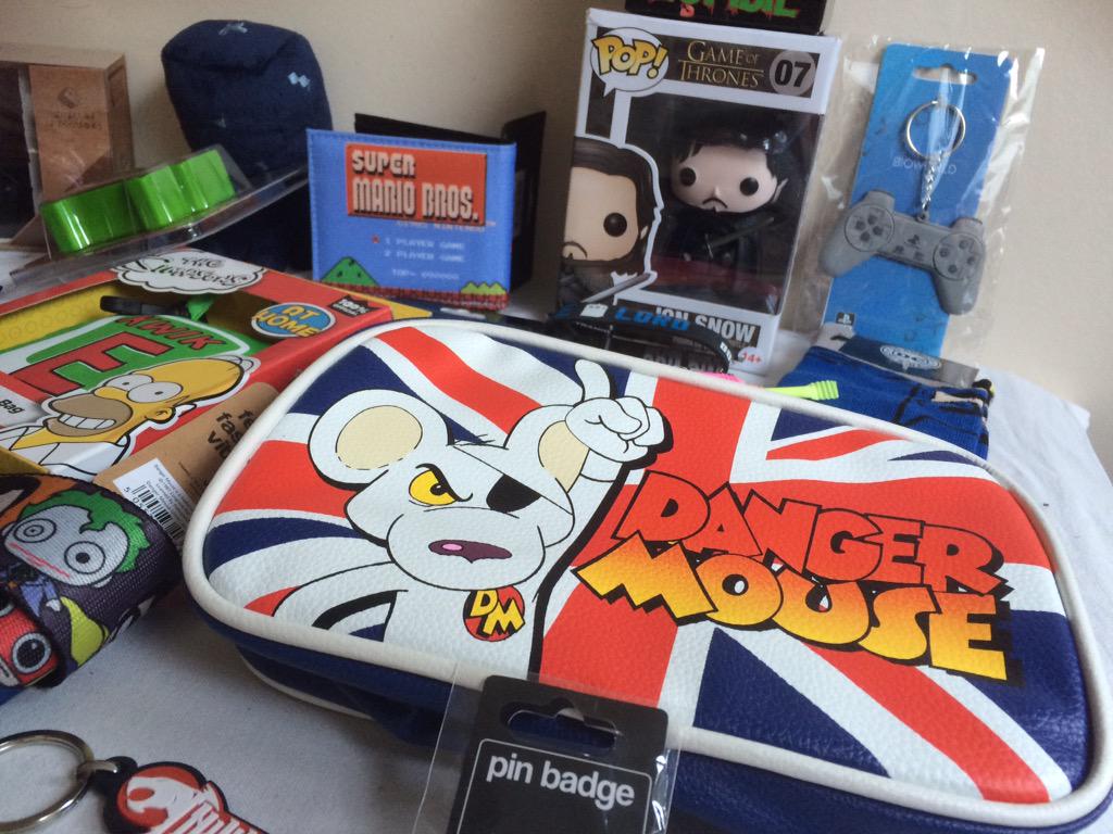 RoseyMacdoo's tweet photo. Look! I won a Facebook comp and won all this brilliant #geekloot!! Thanks so much @Retro_Geek_Chic ๐๐ http://t.co/SxpHPeuUHP