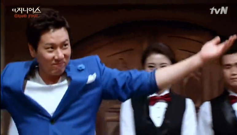 CJ-9h70WEAAKC_7.png:medium