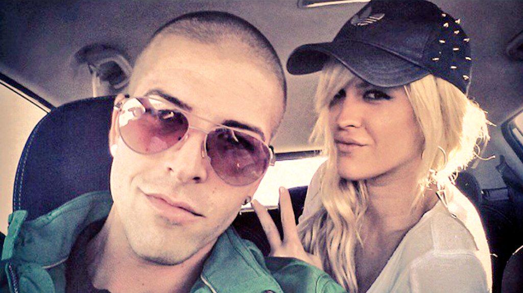 LabradorMyhyv's tweet photo. Los Amigos Son La familia que escogemos❤ #Teamtete #osEstimo😍 http://t.co/fQXSG7TUS8