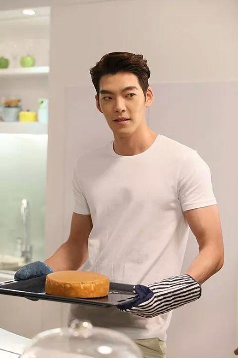 Happy birthday day oppa Kim woo bin           