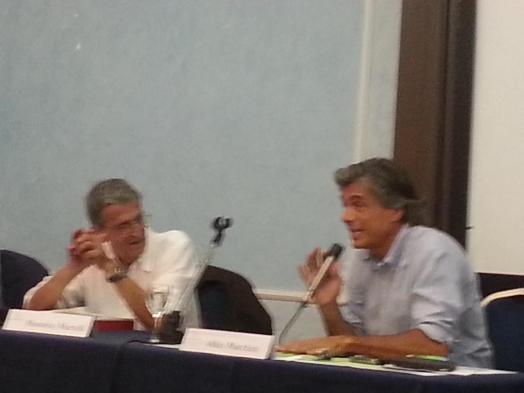 aIex_cat's tweet image. #Forlanini @Alfio_Marchini al fianco del prof @MassimoMartelli per realizzare un progetto a vantaggio della comunità