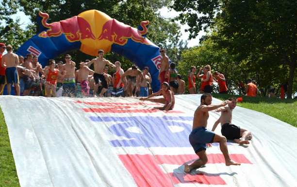 The Inner Monologue Of A Fraternity Recruitment Chair At A Summer Rush Event: ow.ly/PEz7K by @Dan_Regester