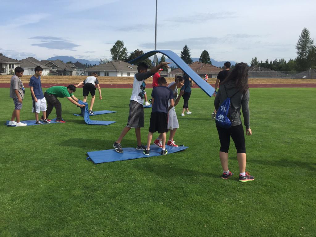 nickirkp's tweet photo. Combined FH and NS students competing in island adventure #NSSLead #fhLEAD #sd36learn #sportsday http://t.co/SccJxM6vZy