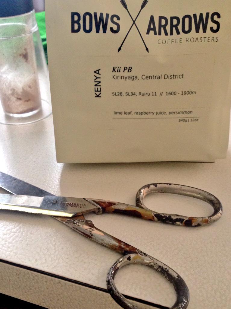 Short trip to #yyj but managed to nab some <a href="/BowsXArrows/">BowsXArrows</a> #kenya. <a href="/subtletees/">Adam Thuss</a> approved #patinated scissors to get at it