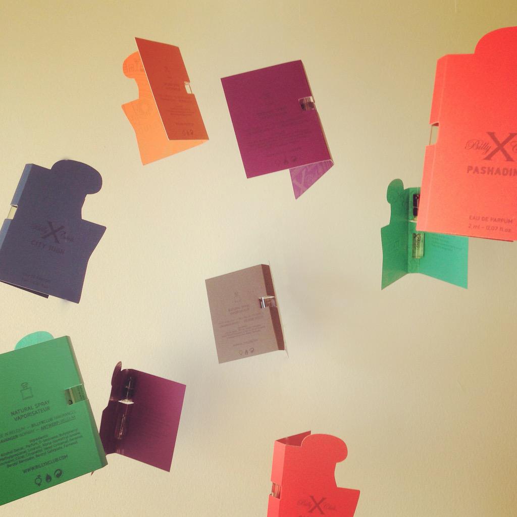 BillyXClub's tweet photo. Our samples come flying towards you. Discover them on http://t.co/emTih5jnwG and have a scentsational summer! http://t.co/VzT0iPHILO