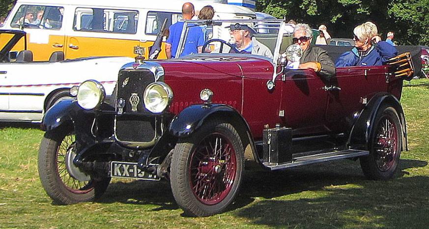 chesterfielduk's tweet photo. Classic Car &amp; Bike Show near Chesterfield next Sunday http://t.co/k5h4IAXipG #ChesterfieldEvents http://t.co/TqhgkgrmlD