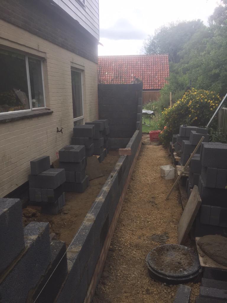 KingBuildltd's tweet photo. Extension is coming along nicely! #extension #Kingbuild #localbuilder http://t.co/E3zVwLiNy0