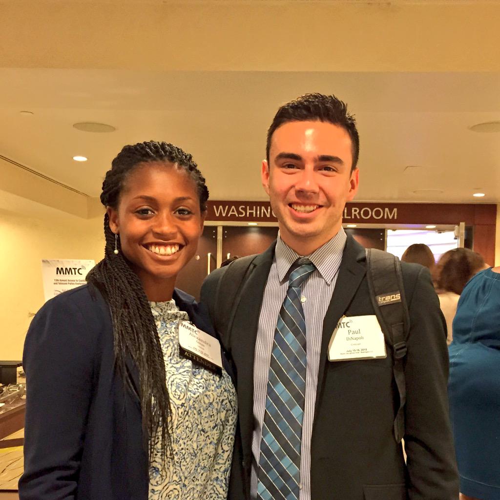 AlexandraGivan's tweet photo. Comcast's T. Howard interns in Washington D.C. at #MMTC2015 #MyComcastInternship #THFMADE http://t.co/XfCfBepLBC