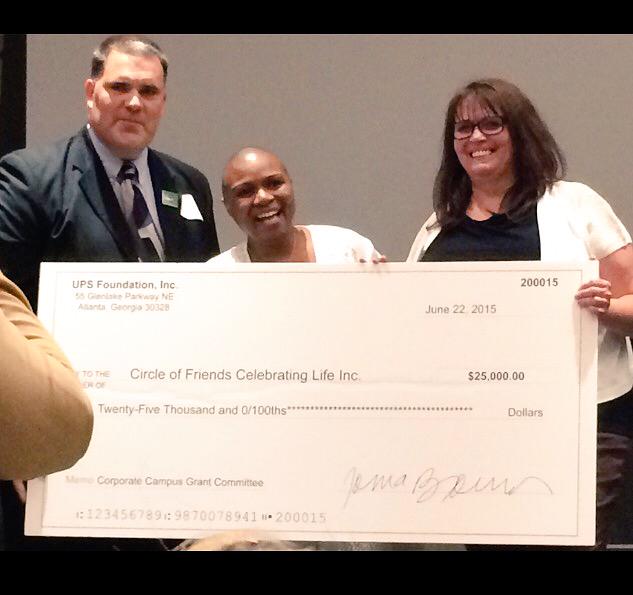 TechSmartParent's tweet image. #action1D Just gave $25k to Lisa Williams who'll be on CNN's Freedom Project Tues 7/21 @9pmEST cnn.it/1K5JDrW