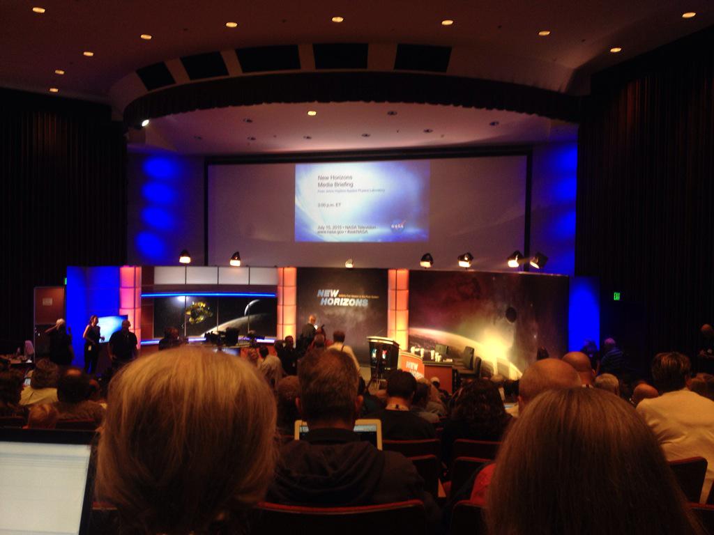 CarlyHowett's tweet image. So... errr... If you're not watching NASA TV... Maybe you should... nasa.gov/multimedia/nas… #PlutoFlyby