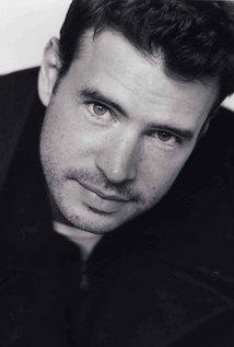 Happy Birthday to Scott Foley (43) 