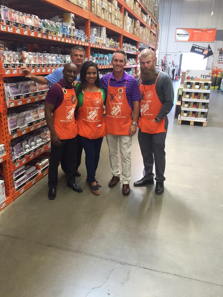 Recognizing Kausha Bass as ASM of the 1st Quarter in D151!  <a href="/LennyGaspari/">Lenny Gaspari</a> <a href="/SHowardO/">Shaun Howard</a> <a href="/BassKausha/">Kausha</a> @milton6674