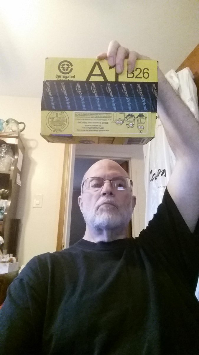 stufuller's tweet photo. #MinionsBoxes http://t.co/q5Khwf59zk
