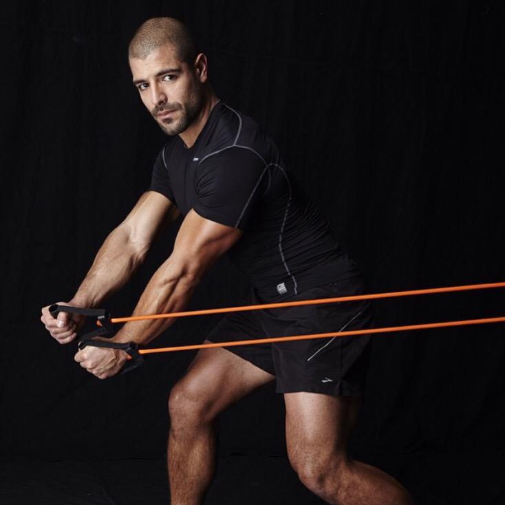 WatchThatLabel's tweet image. How does #RiccardoTisci keep up with the #Kardashians? Meet fitness coach @WILLSPACENYC on watch-that-label.com/trainer-will-t…